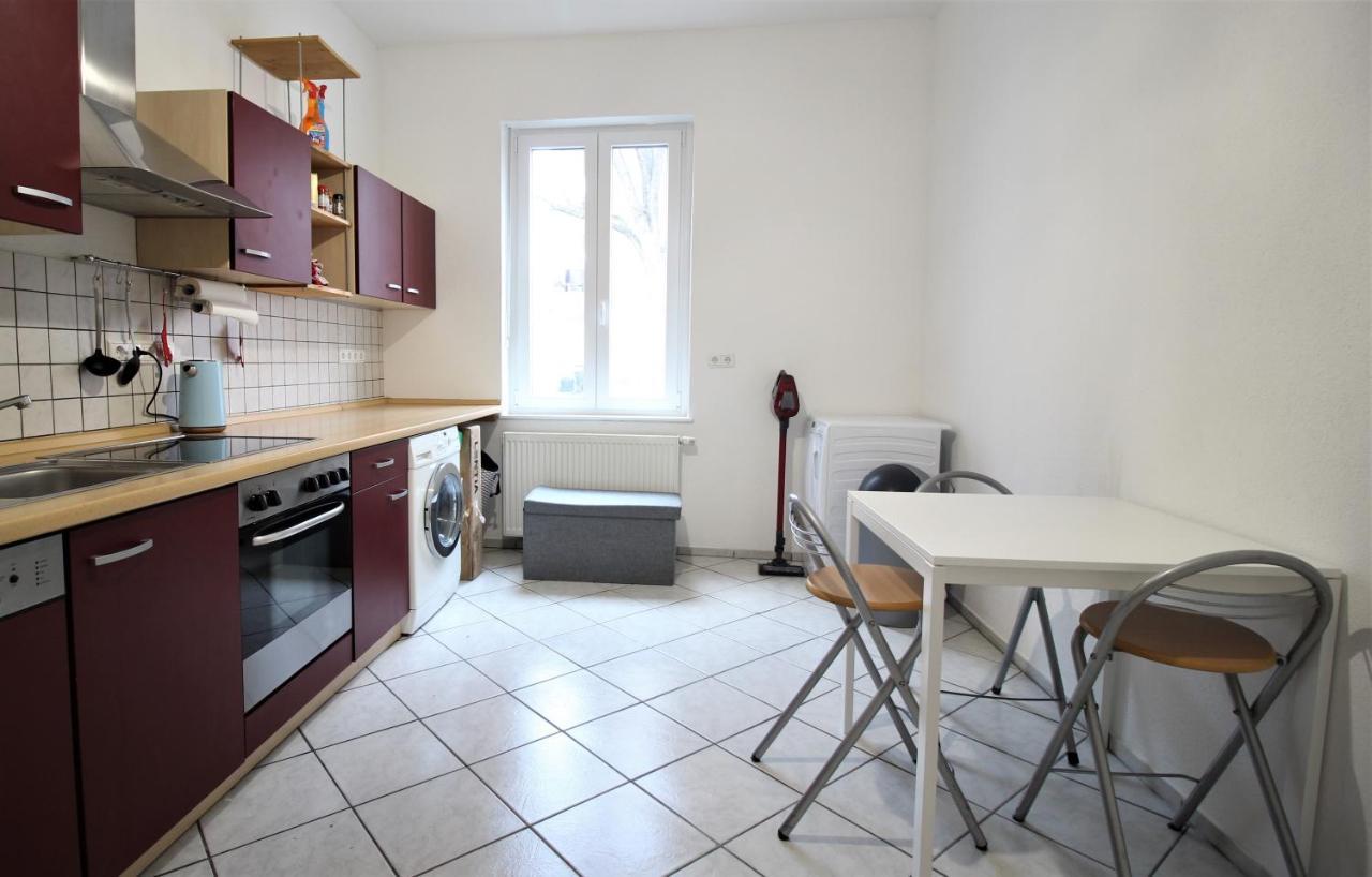 Privatzimmer Nahe Bahnhof Und City 뷔르츠부르크 외부 사진