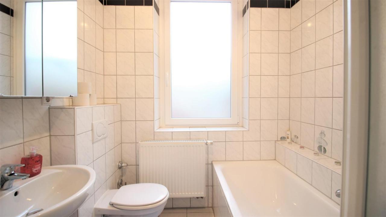 Privatzimmer Nahe Bahnhof Und City 뷔르츠부르크 외부 사진