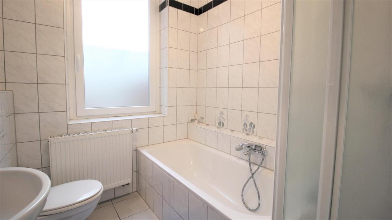 Privatzimmer Nahe Bahnhof Und City 뷔르츠부르크 외부 사진